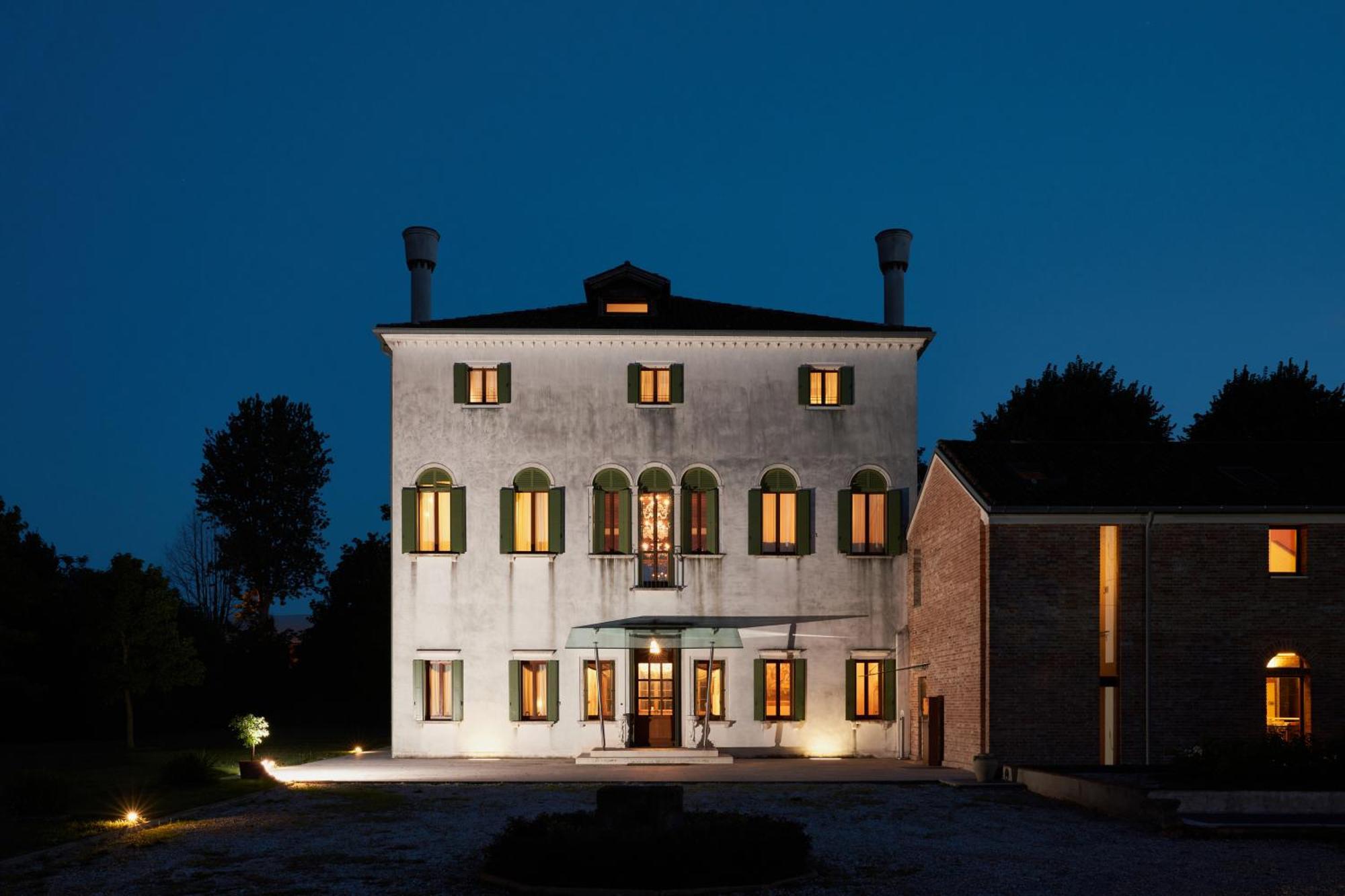 Villa Martin Sambruson ภายนอก รูปภาพ